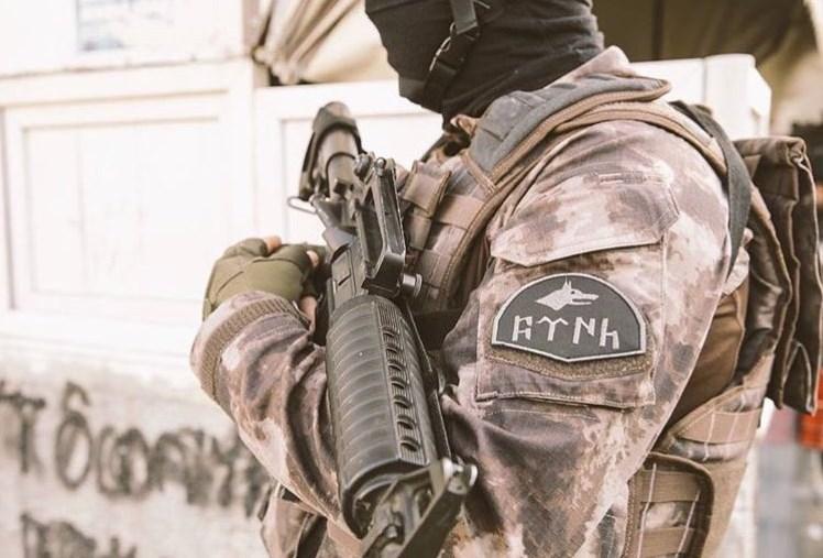 Göktürkçe yazılı armaların kaldırılmasına Kıraç'tan tepki