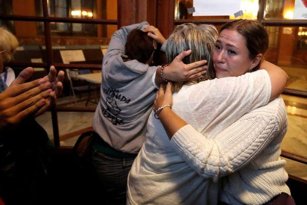 Barcelona sokakları savaş alanına döndü