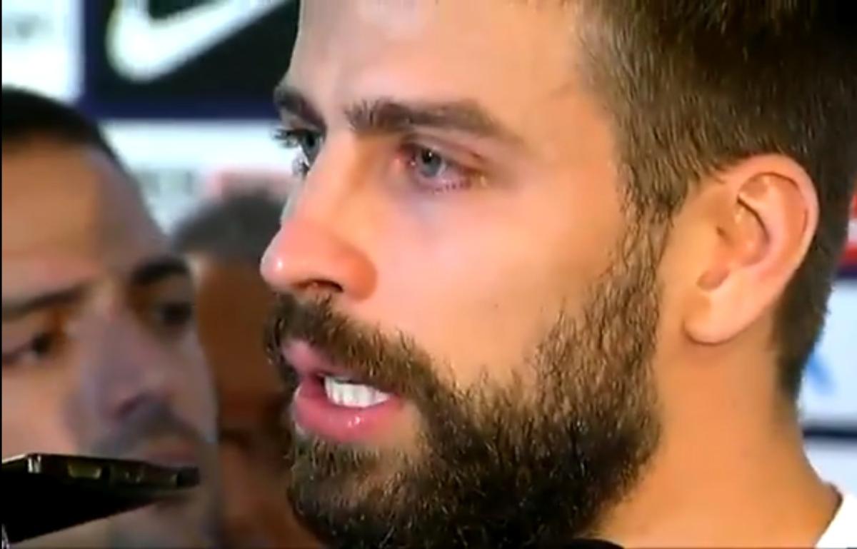 Barcelonalı yıldız Pique gözyaşlarını tutamadı
