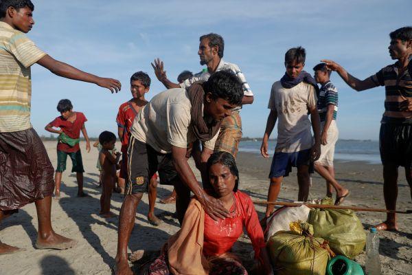 Bangladeş Arakanlı Müslümanları geri gönderecek