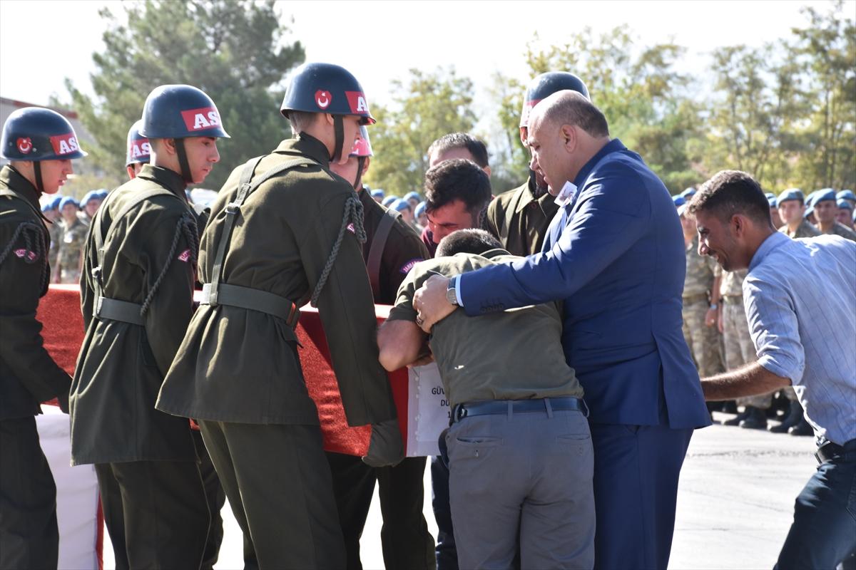Şehit Yüzbaşı Erdal için tören düzenlendi