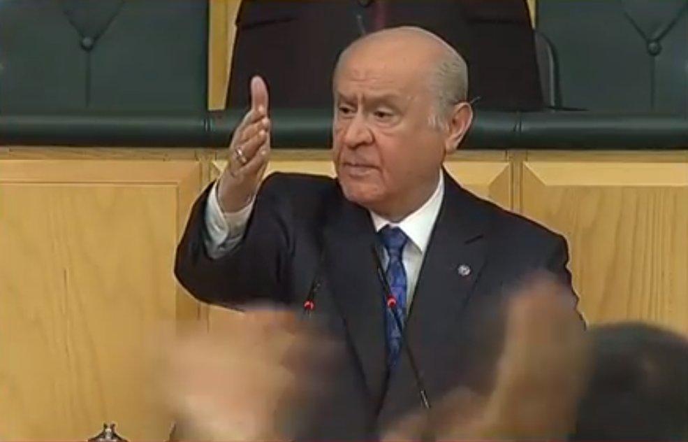 Bahçeli'nin partilileri ayağa kaldıran konuşması