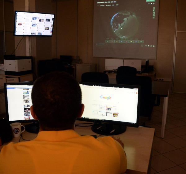 'Sanal devriye' ekibi 24 saat görevde