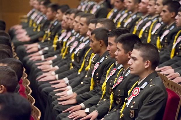 Kara Harp Okulu'nun ilk başörtülü öğrencisi