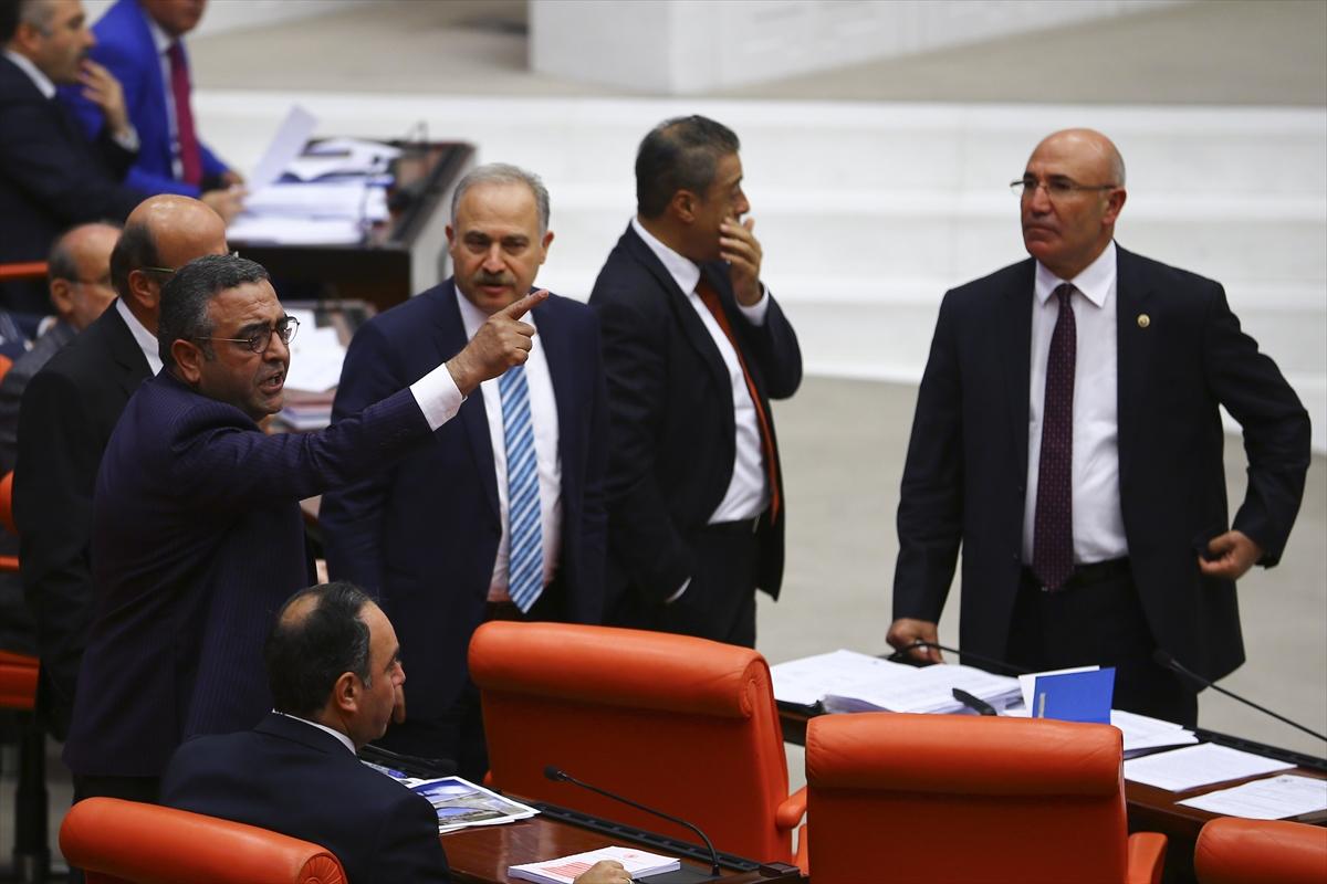 Meclis'te olaylı oturum