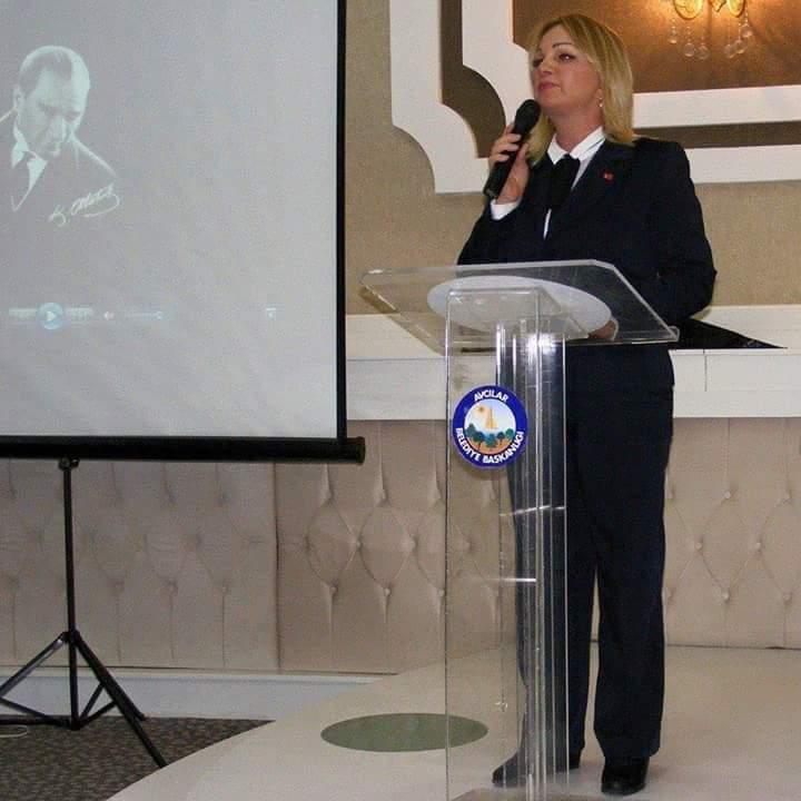 CHP'nin trans delegesi: Niler Albayrak