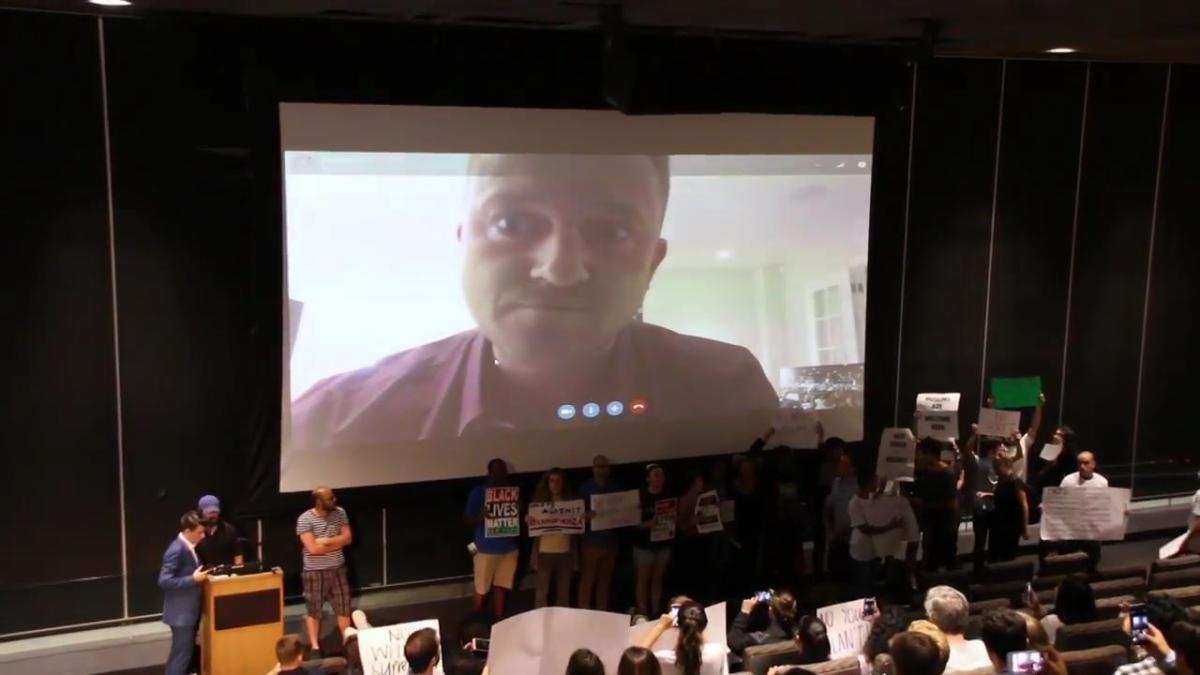 ABD'de İngiliz ırkçısı protesto edildi