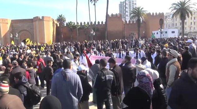 Fas'ta açlık gervindekilere destek gösterisi