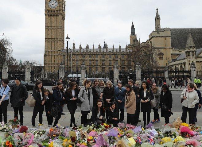 ABD'de İngiliz ırkçısı protesto edildi