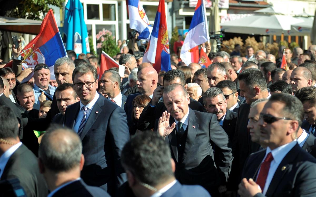 Sırbistan Cumhurbaşkanı'ndan Erdoğan'a övgü