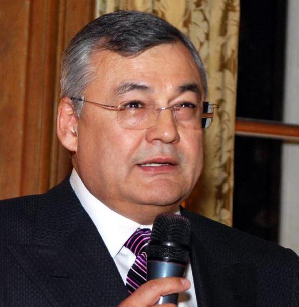 Kazak milyarder lüks yatıyla Belek'te