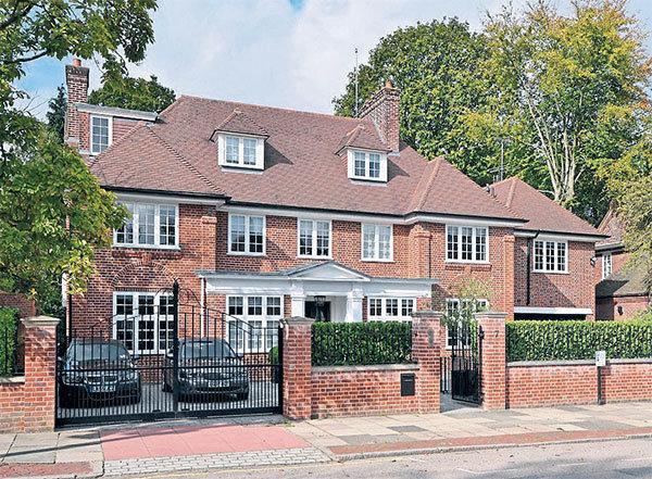 Mesut Özil Amine için hamam yaptırdı