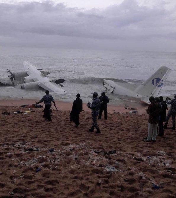 Fildişi sahillerinde uçak düştü