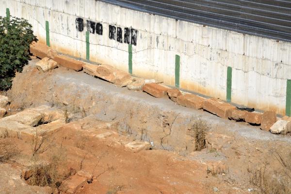 İnşaat temelinde 6 antik mezar