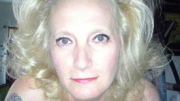 Başka kadınla evlenmek için eşini öldürdü