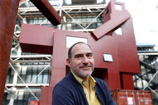 Louvre Müzesi müstehcen heykeli kabul etmedi