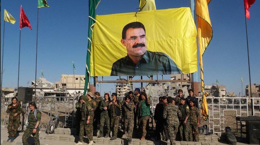 Pentagon’dan Rakka’da poster açıklaması