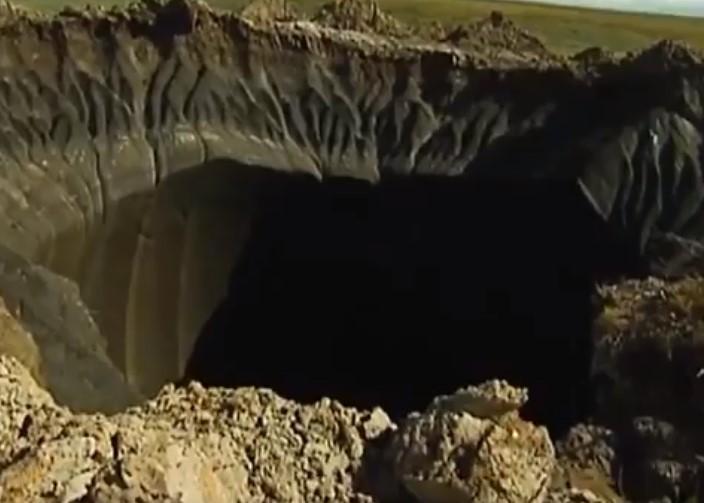 Rusya'da cehennem kapısı açıldı