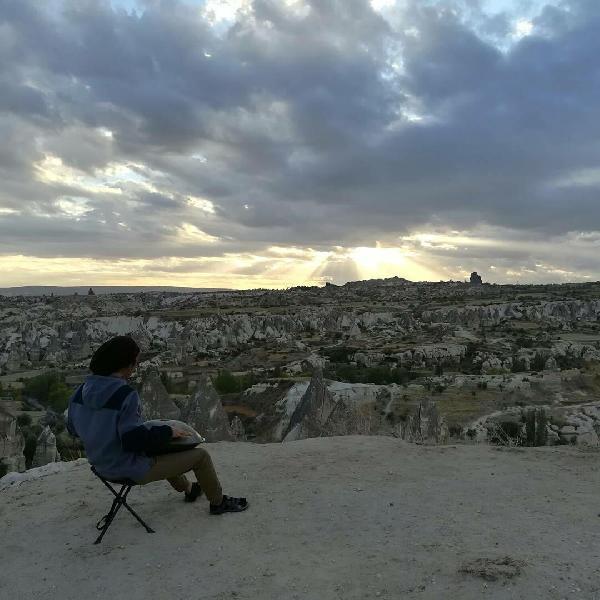 Tsunami faciasından kaçtı, müzik yaparak dünyayı geziyor