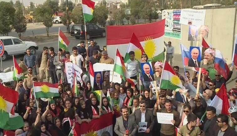 Barzani yandaşlarının Putin'li eylemi