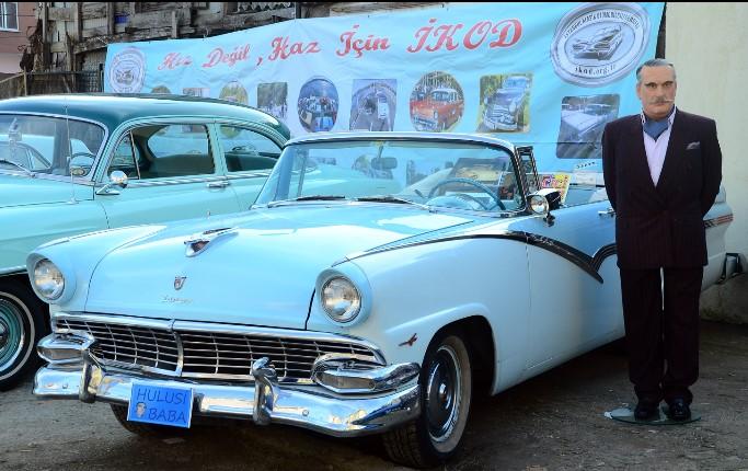 Hulusi Kentmen kimdir