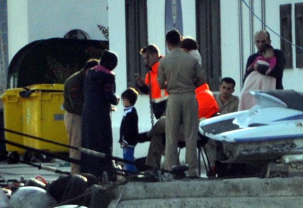 FETÖ şüphelileri, İstanköy'e kaçmaya çalışırken yakalandı