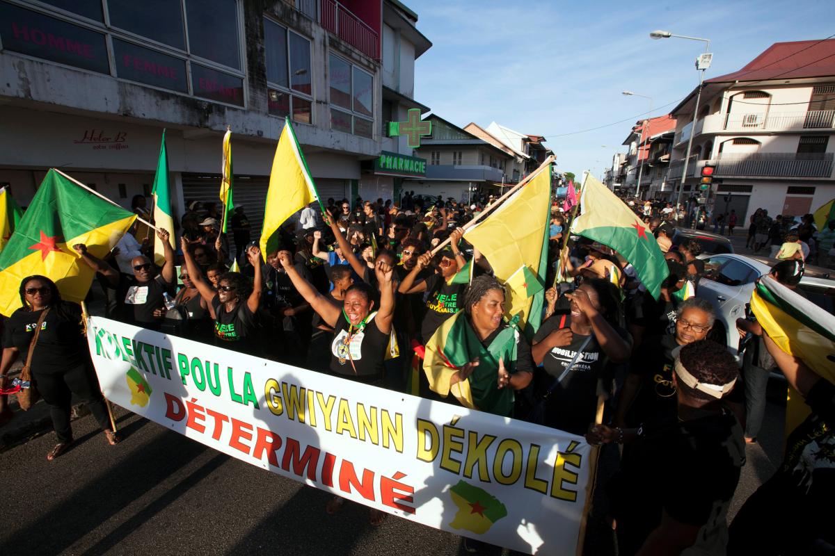 Macron'un Fransız Guyanası ziyareti