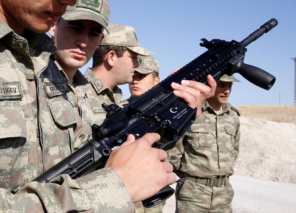 Komandolara yerli üretim MPT-76 dağıtıldı