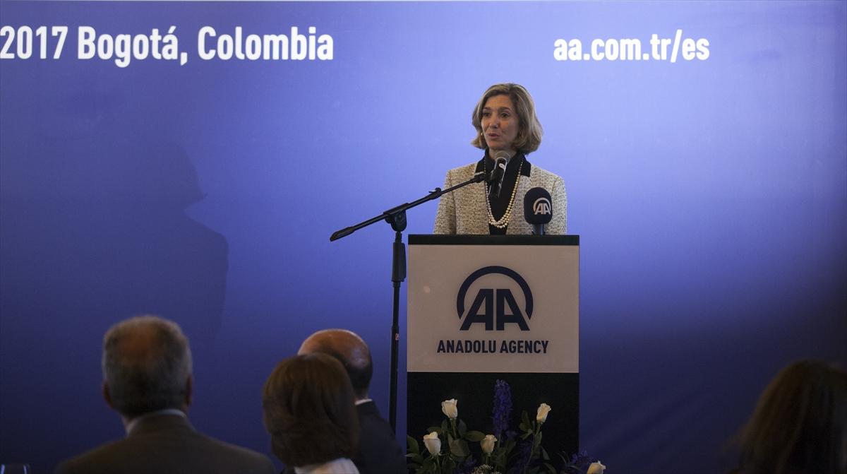 AA İspanyolca  yayına başladı