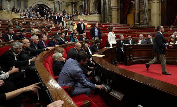 Katalonya bağımsızlığını ilan etti