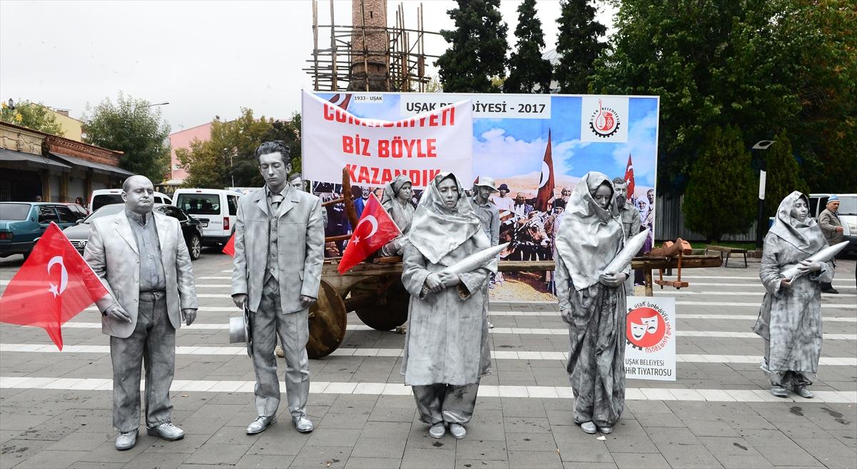 84 yıl sonra canlandırılan Cumhuriyet fotoğrafı