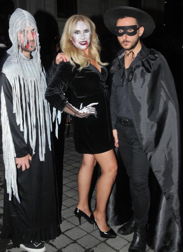 Ünlü isimlerin Cadılar Bayramı eğlencesi