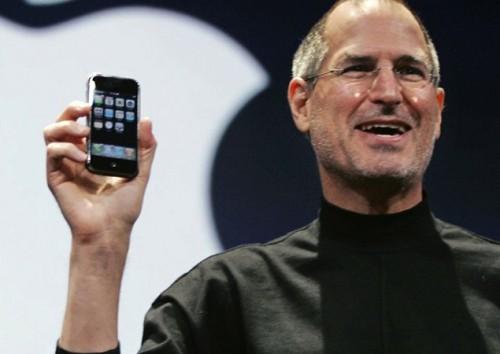 Steve Job'un arabası satılıyor