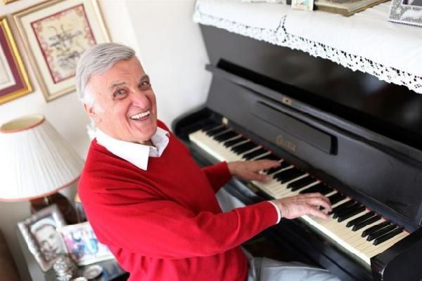 Kalipso kralı hayatını kaybetti