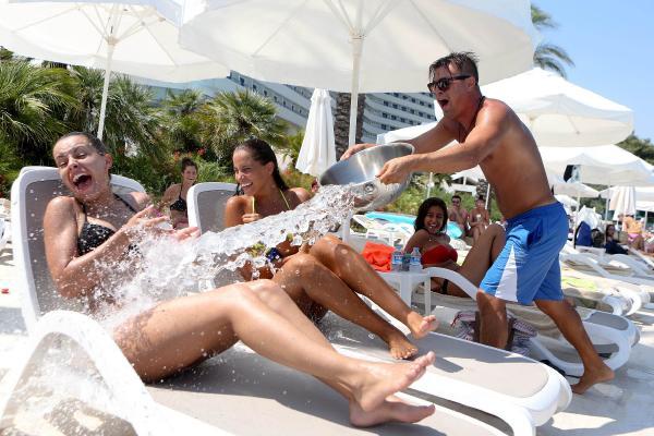 Turizm gelirleri yükseldi