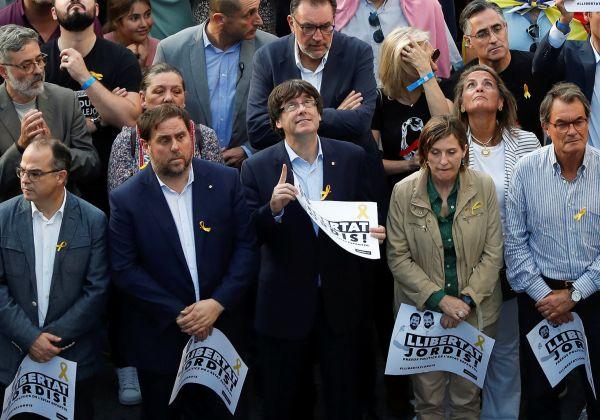 Madrid'den Puigdemont'a ilk suçlama