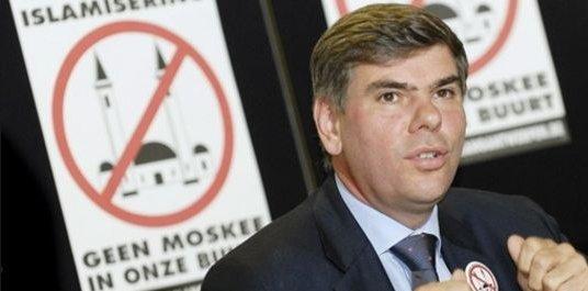 Belçika'da aşırı sağcılara Molenbeek yasağı