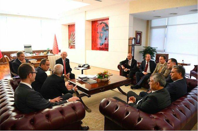 Kılıçdaroğlu'ndan belediye başkanlarına 2019 uyarısı