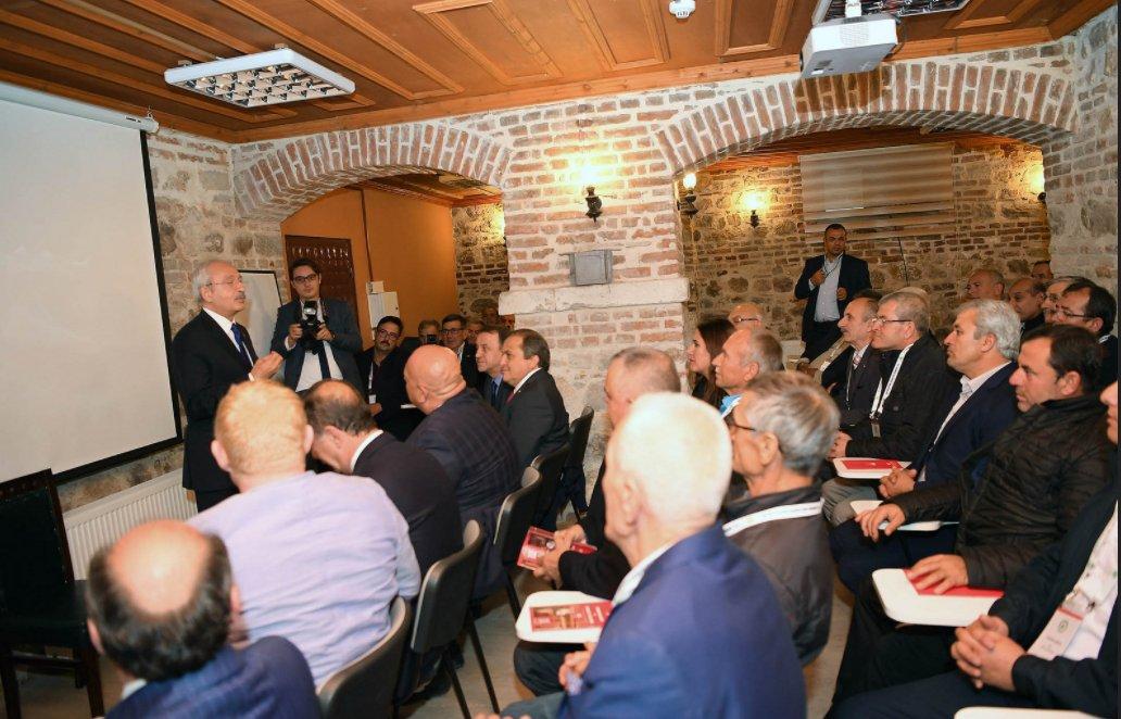 Edirne'de Kılıçdaroğlu'na heykel hediyesi