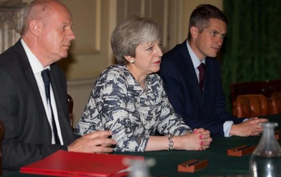 İngiltere başbakan yardımcısına 'porno' incelemesi