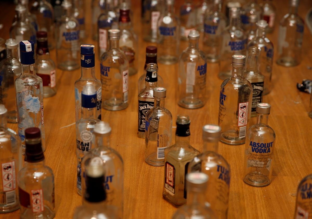 Balyoz timi Ankara'da sahte içki imalathanesini bastı