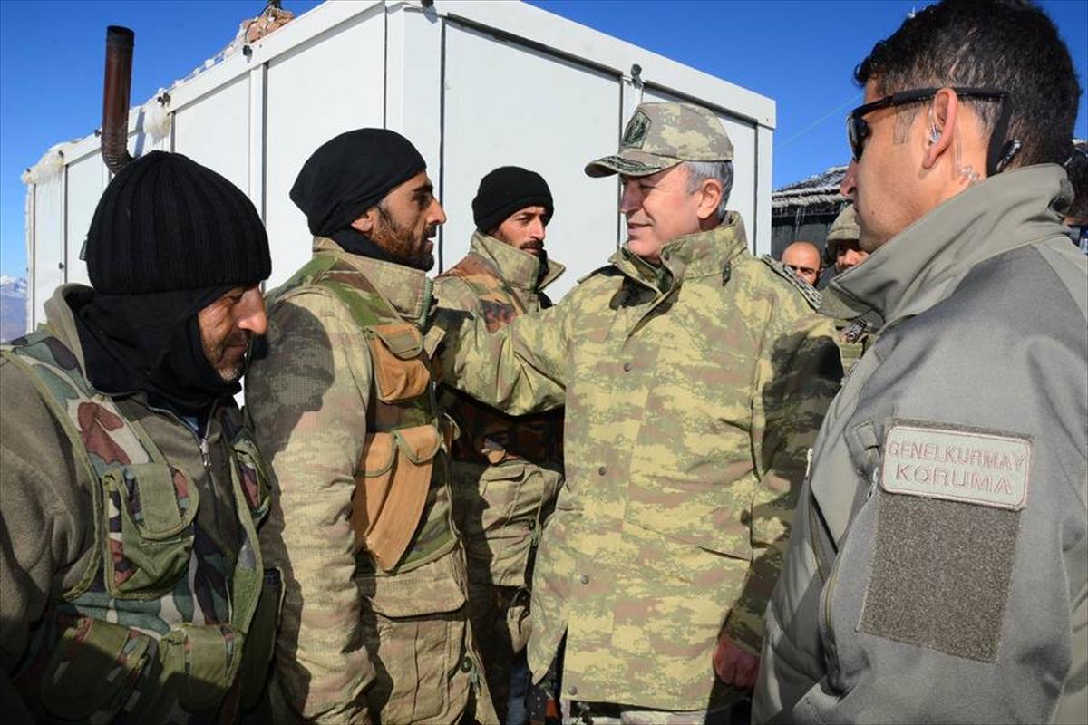 Hulusi Akar 8 şehit verdiğimiz bölgede