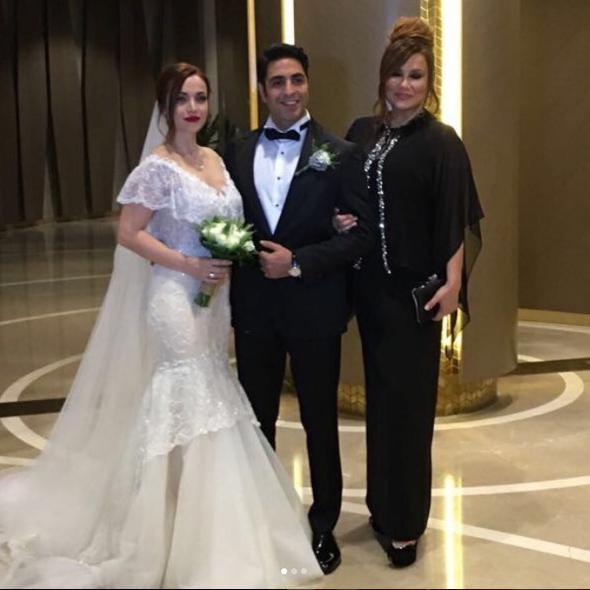 Deniz Seki kardeşini evlendirdi