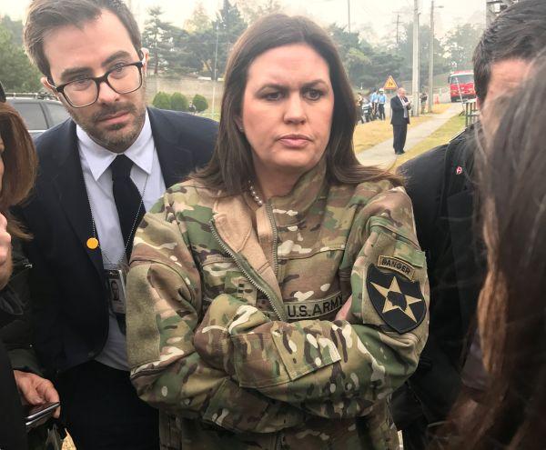 Trump 'silahsızlandırılmış bölge'de aracından inemedi