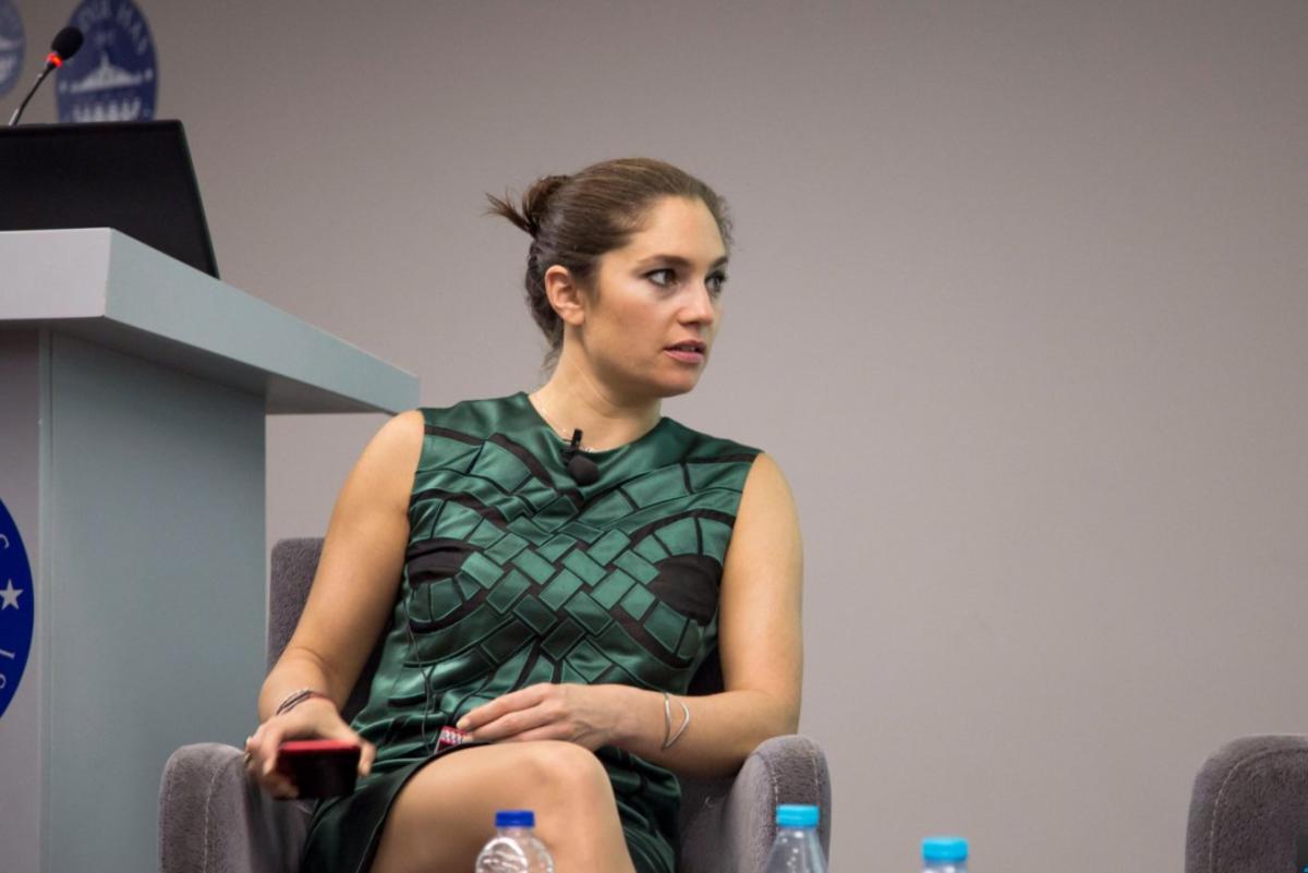 Nevşin Mengü'nün gündemi Müslüman Kardeşler