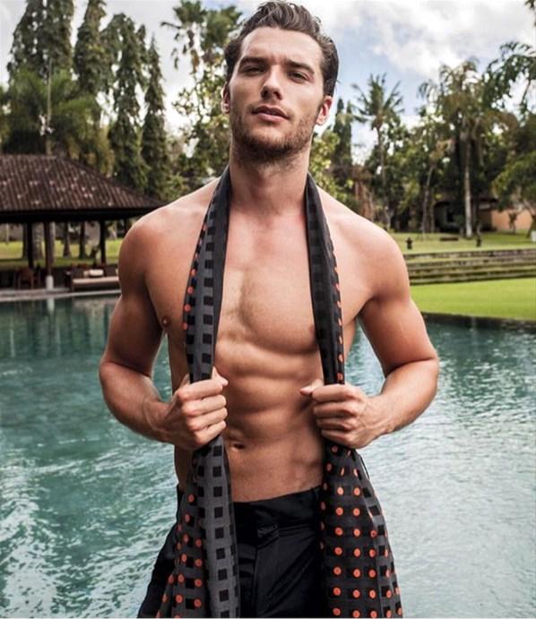 Hadise ile Aurellien Muller el ele