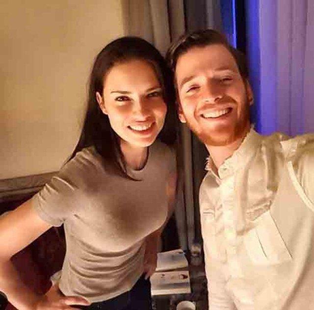 Adriana Lima'nın 5. ay kutlaması