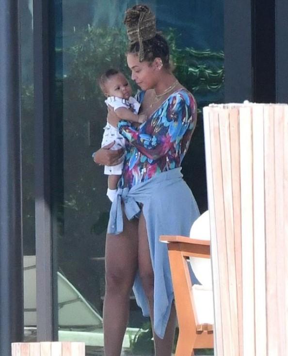 Beyonce'un ikizleri görüntülendi