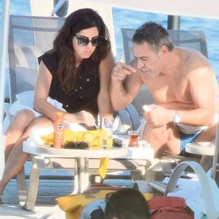 Ersun Yanal’ın yeni eşi, eski eşine tazminat ödeyecek