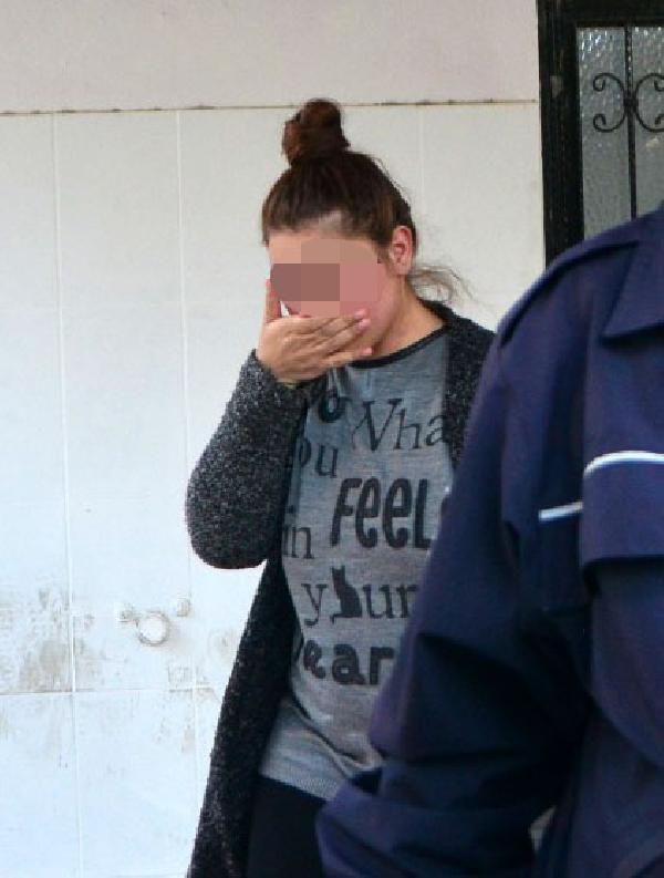 Eşini kemerle döven koca: Karım değil mi döverim